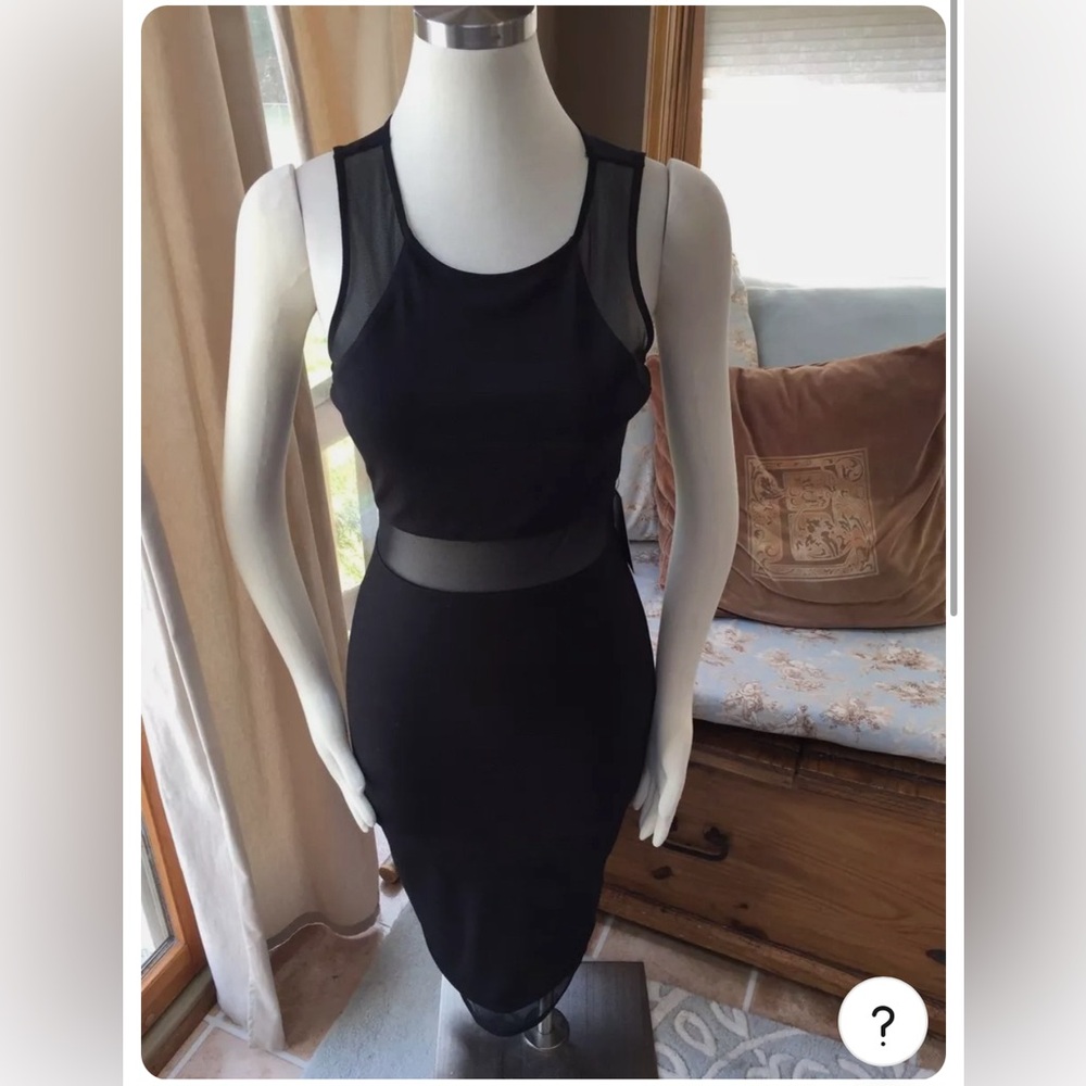 Mesh-Inset Express dress